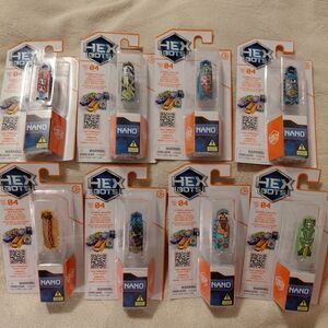 Hex Bots Single Pack 04 Series Lot Of 8 Spinmaster New
